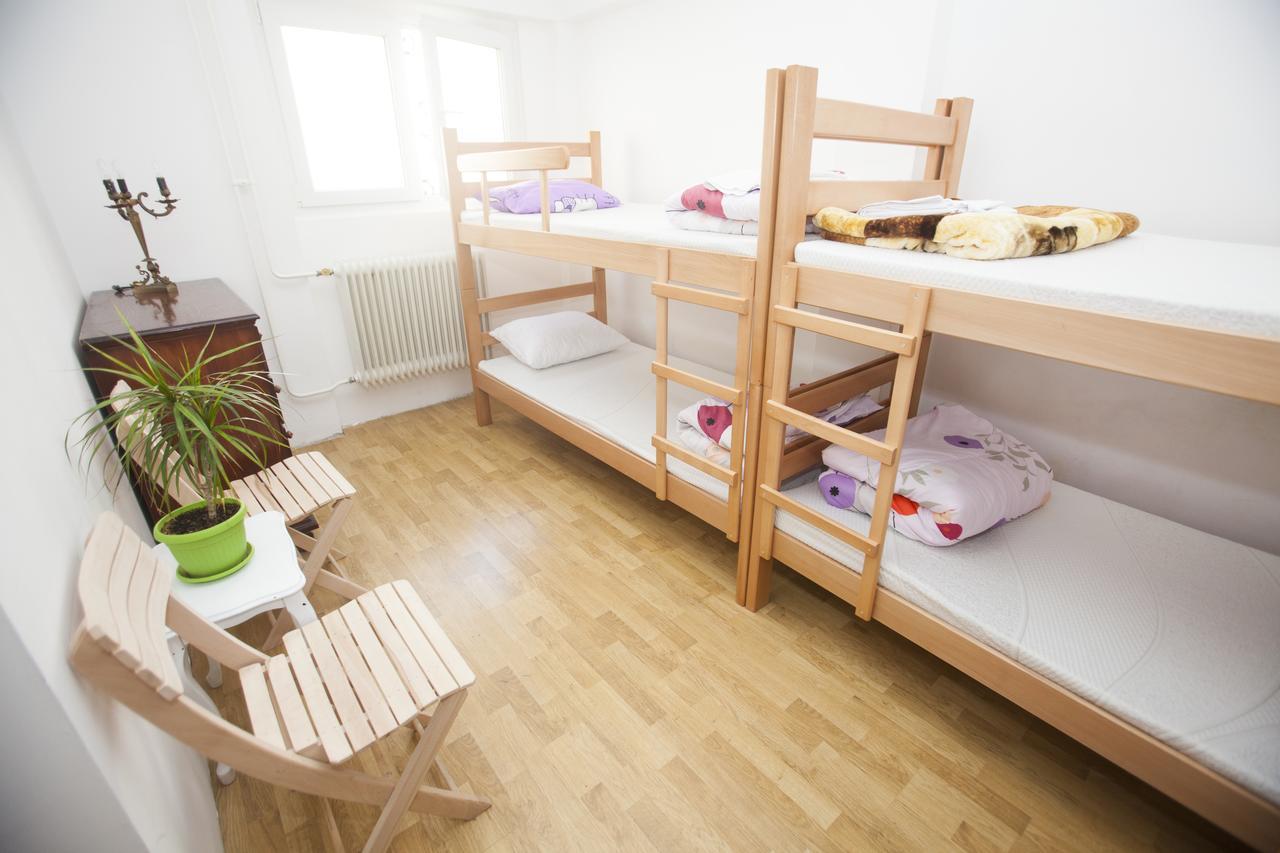 Hostel Jellostone Belgrade Extérieur photo