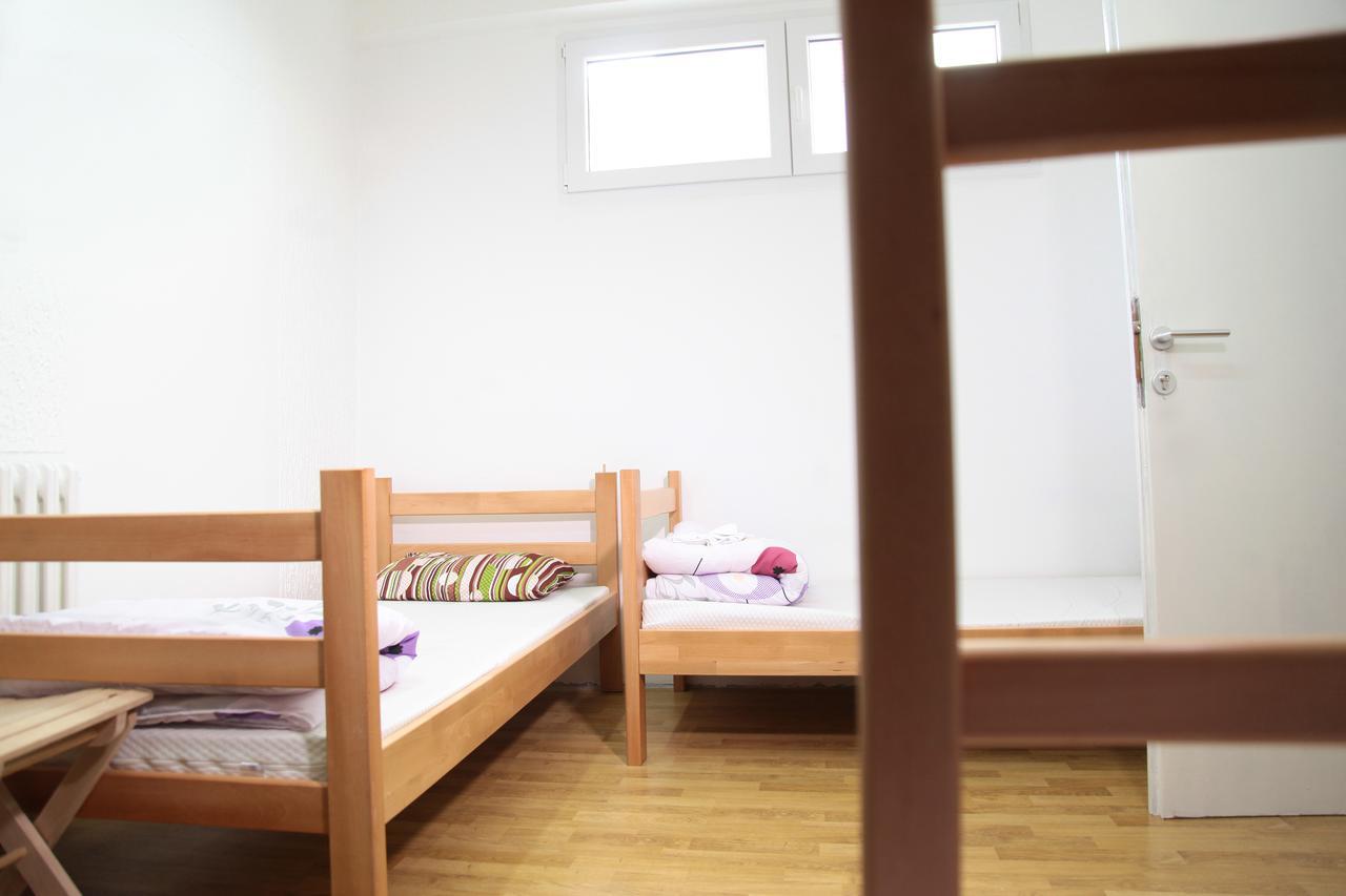 Hostel Jellostone Belgrade Extérieur photo
