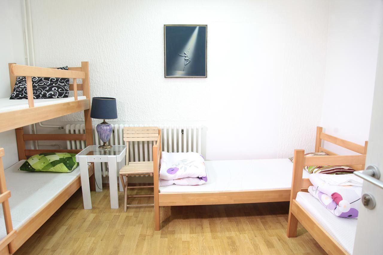 Hostel Jellostone Belgrade Extérieur photo