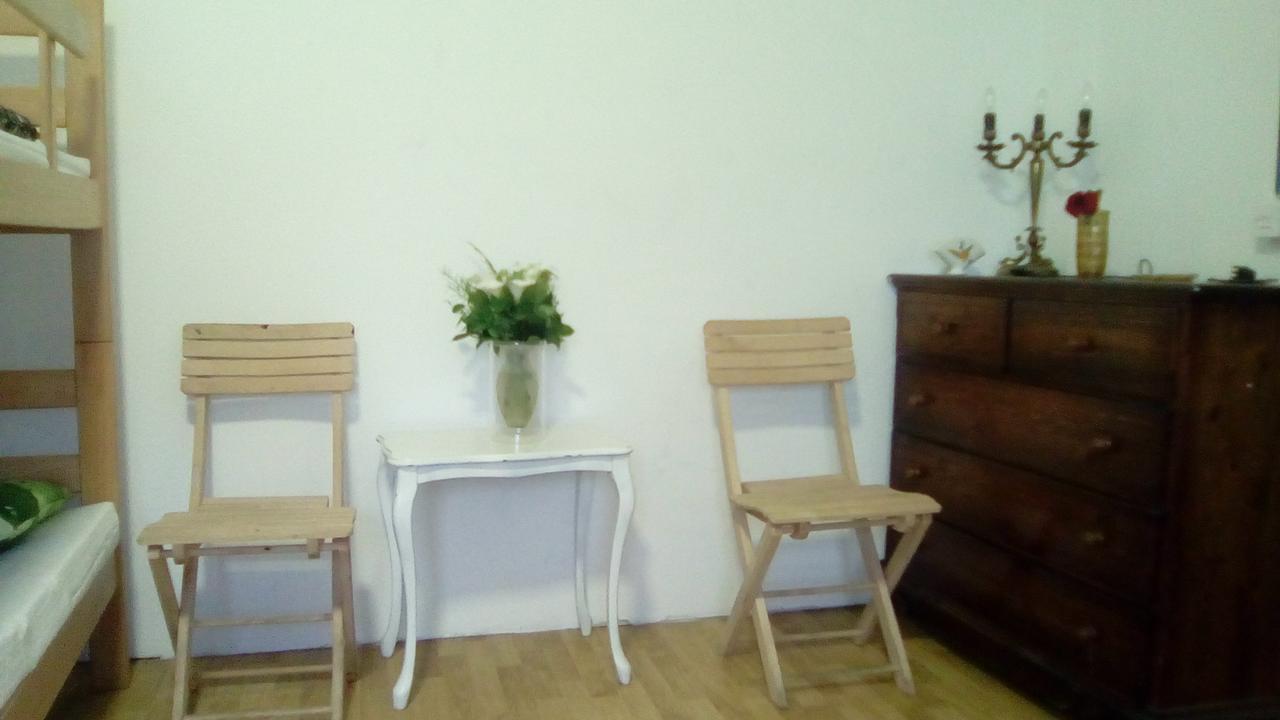 Hostel Jellostone Belgrade Extérieur photo