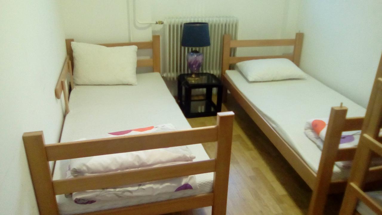 Hostel Jellostone Belgrade Extérieur photo