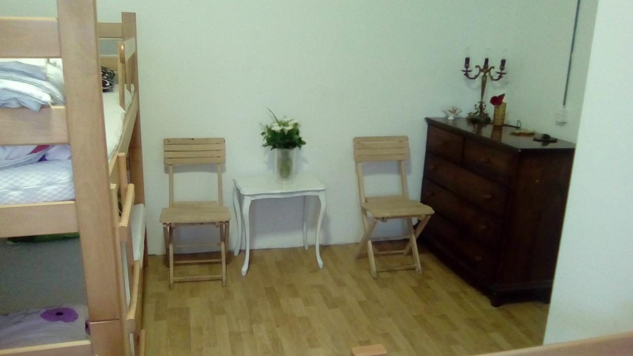 Hostel Jellostone Belgrade Extérieur photo