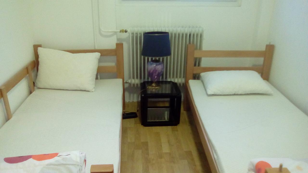 Hostel Jellostone Belgrade Extérieur photo